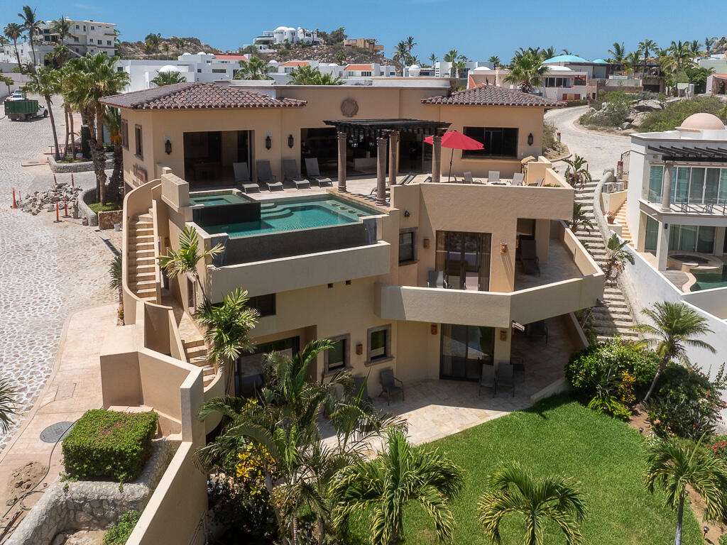 Cabo Luxury Espiritu Del Mar This two story home is located within the exclusive gated community of Espiritu. The entrance surrounded by the interior courtyard will welcome you home; at the lower level a mesmerizing for sale