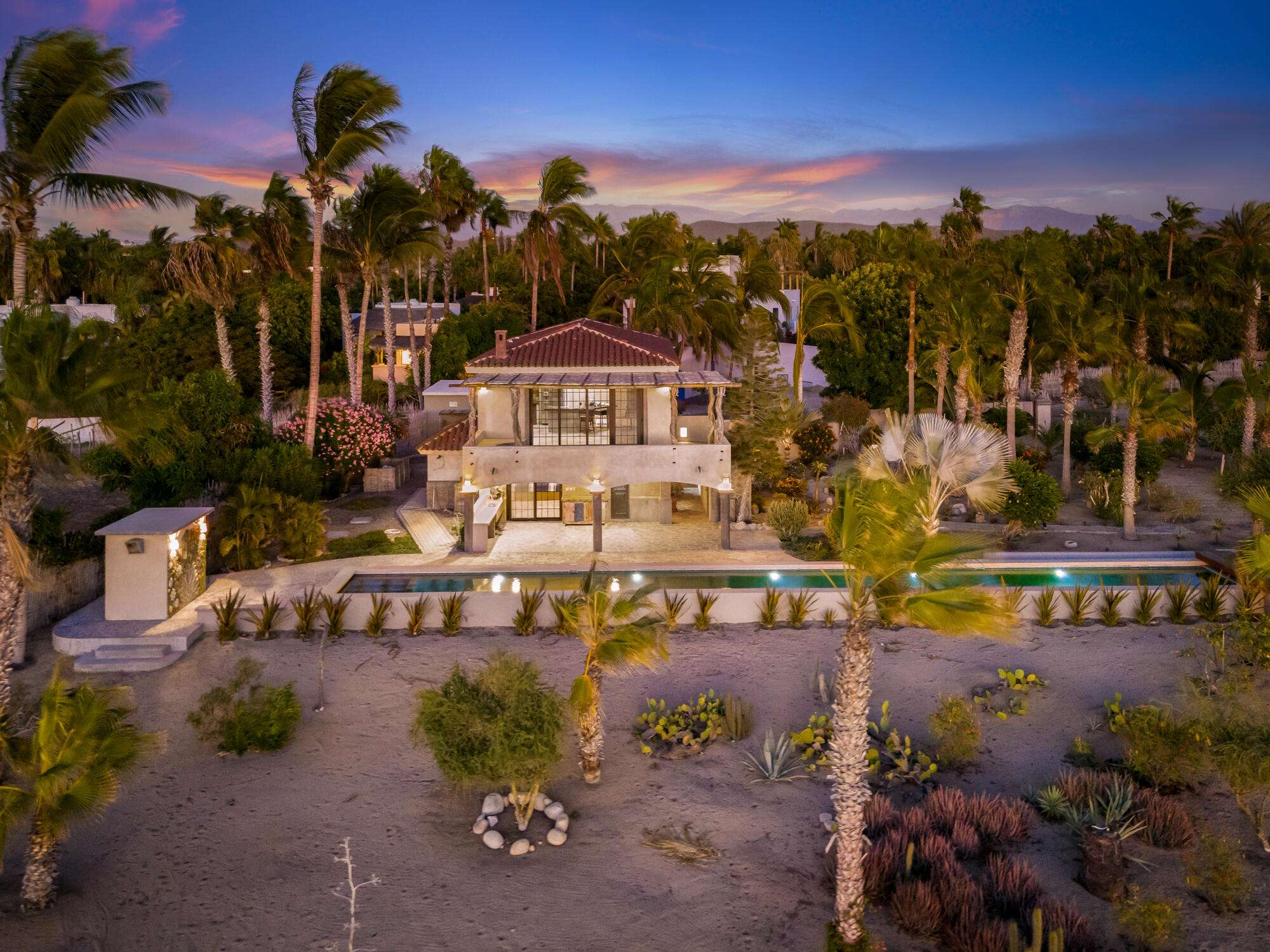 Cabo Luxury La Cachora This is the best beachfront property in the most affluent community in Todos Santos, La Cachora. This neighborhood boasts robust vegetation due to its proximity to the La Poza estuary. This property could be a remote end-of-road estate or as a development hub. Referring to – Beach Road Todos Santos, Pacific, BS