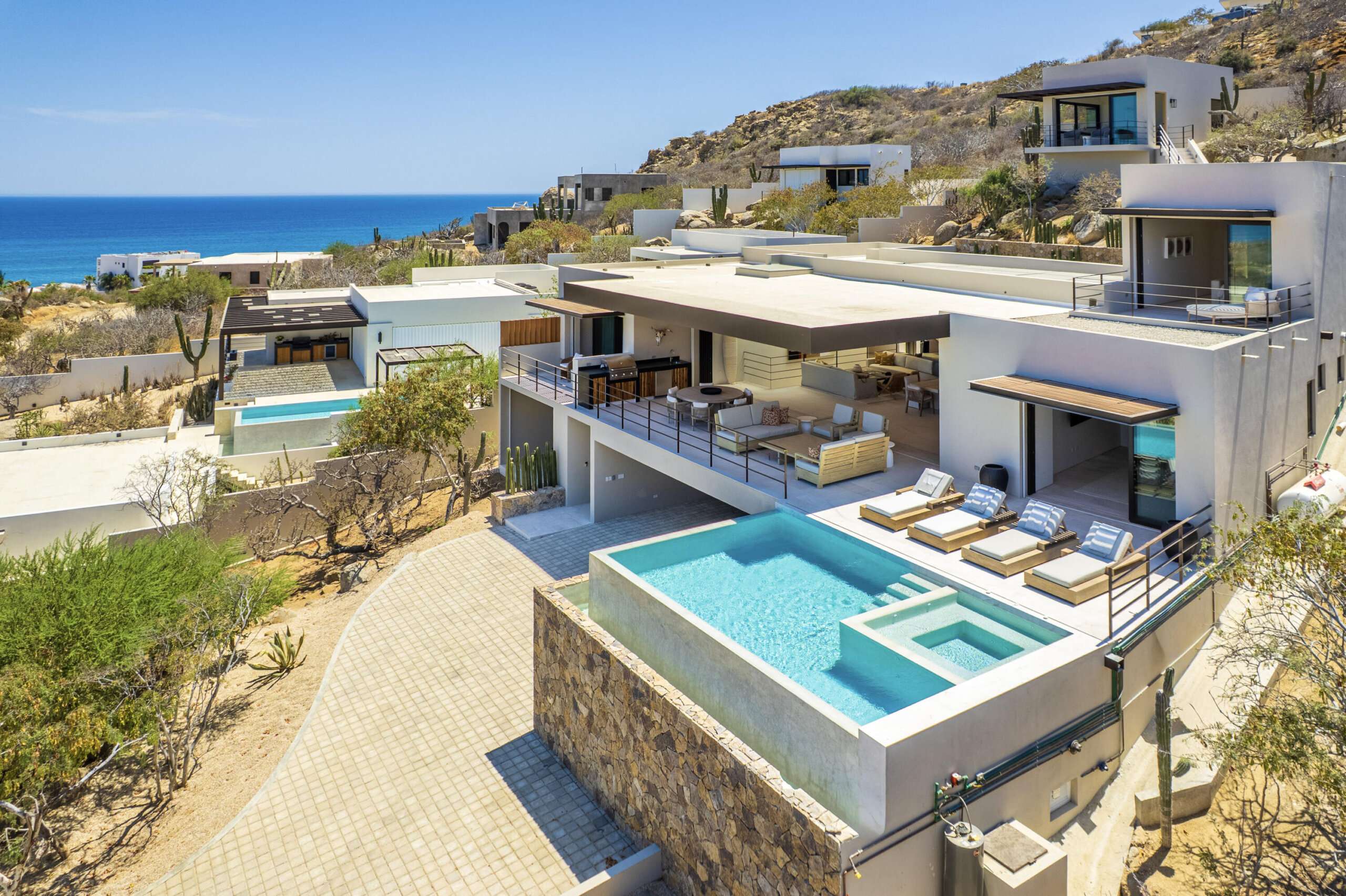 Cabo Luxury Laguna Hills Casa De Piedra, Lot 95, Block 1 is perched into the natural hillside, Casa de Piedra is a newly built 5-bedroom, 5.5-bathroom retreat offering sweeping – Casa de Piedra, San Jose del Cabo, BS