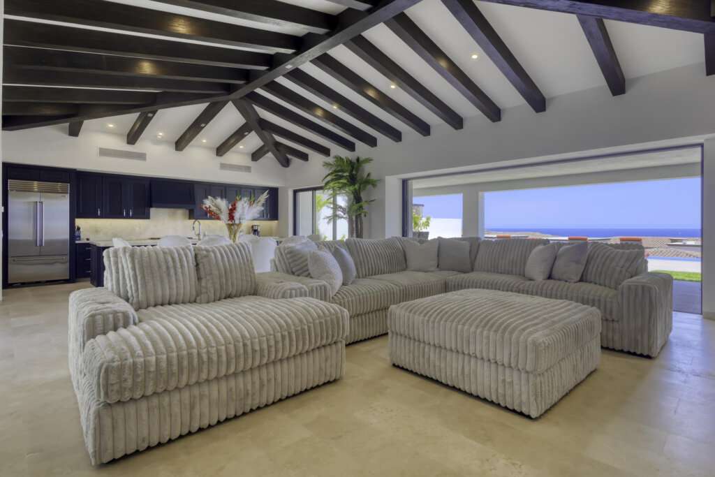 Cabo Luxury West Enclave Ritz-Carlton West Enclave, Ritz-Carlton Reserve Residence 10 offers an exceptional blend of modern luxury and serene coastal living. These single-level indoor/outdoor residences are thoughtfully designed to provide privacy and tranquility. Featuring expansive floor-to-ceiling windows, the homes showcase breathtaking for sale